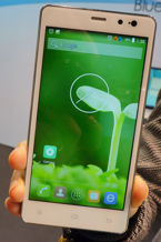 Smartfony BluebAnk z Intel Inside