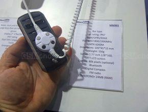 MaxCom MM901 Neptun prezentowany na MWC 2015 MaxCom MM901 Neptun prezentowany na MWC 2015