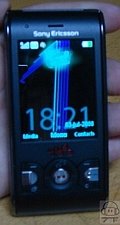 Sony Ericsson W595 Linda