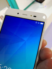 Hisense L697 Hisense L697