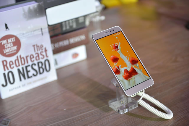 ZTE A910