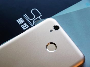 Nowy smartfon w portfolio Oukitel