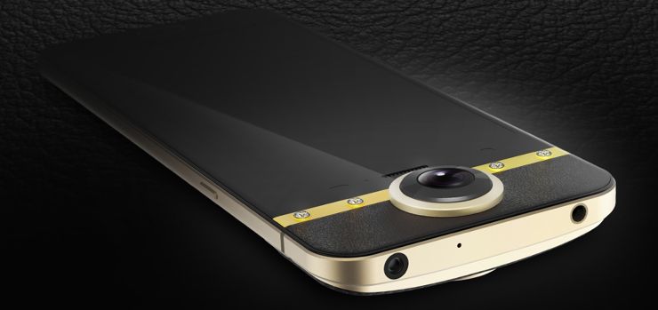 Protruly Darling VR D8. Widać bogate zdobienia.