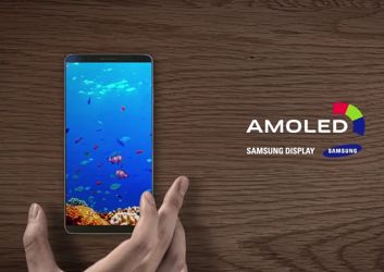 Smartfon z reklamy Samsung Display