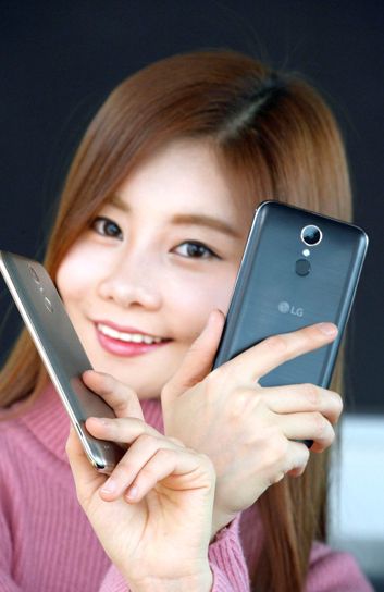 LG X400