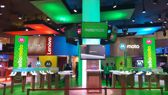 Tablety Yoga oraz ogólny widok stoiska Lenovo