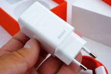 Elementy zestawu OnePlus 5 Elementy zestawu OnePlus 5