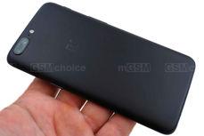 Matowy tył sprawia miłe wrażenie Matowy tył sprawia miłe wrażenie