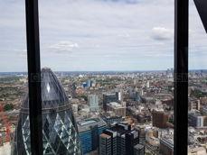 Przykładowe zdjęcia: kadr pełen, zoom bezstratny oraz pełny