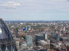 Przykładowe zdjęcia: kadr pełen, zoom bezstratny oraz pełny