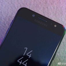 Samsung Galaxy J7+
