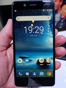 Nokia 8