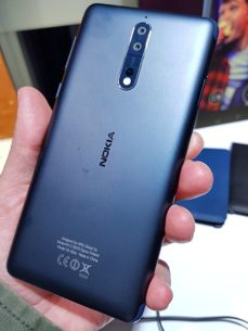 Nokia 8