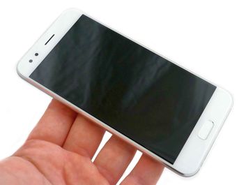 Asus ZenFone 4 ZE554KL