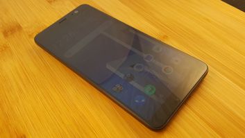 HTC U11+
