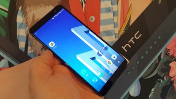 HTC U11+
