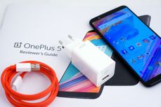 Zasilacz Dash Charge i pokrowce