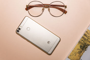 Huawei Enjoy 7S Huawei Enjoy 7S