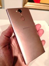 Sony Xperia XA2