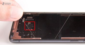 Vivo Nex - moduł czytnika linii papilarnych z kamerą