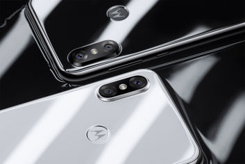 Motorola P30
