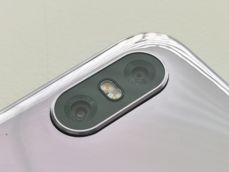 HTC U12 Life - aparaty i czytnik