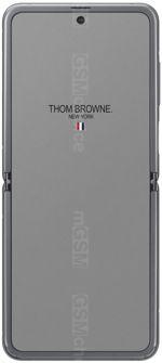 Galeria zdjęć telefonu Samsung Galaxy Z Flip Thom Browne
