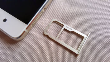 Szuflada kart w Huawei P9