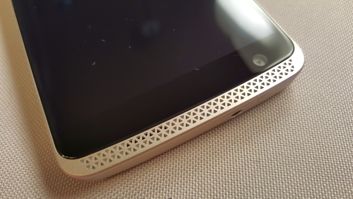 ZTE Axon Elite