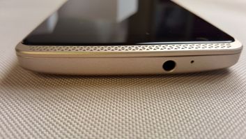 ZTE Axon Elite