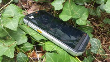 CAT S60