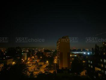 Porównanie zdjęc w trybie automatycznym i w trybie nocnym