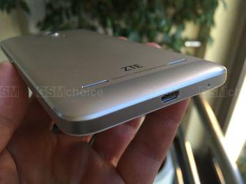 Oglądamy telefon - tył