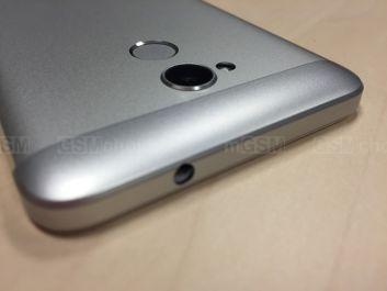 Gniazdo na górze i gniazdo na dole