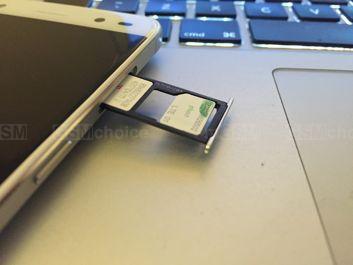 Dwufunkcyjny slot dla drugiej karty: SIM lub microSD Dwufunkcyjny slot dla drugiej karty: SIM lub microSD