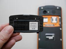 Gniazdo na karty SIM i microSD Gniazdo na karty SIM i microSD