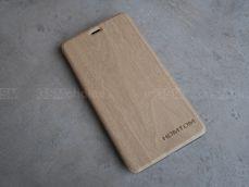 Phablet w etui z zestawu