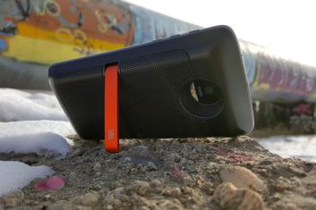 Moto Mod JBL SoundBoost
