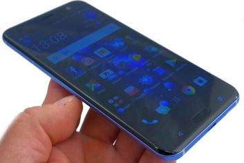 HTC U11
