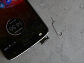 Tacka na karty SIM i microSD