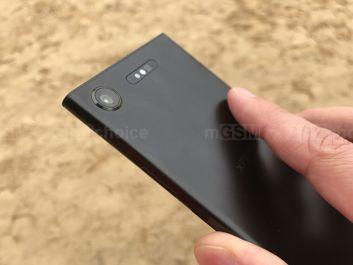 Smartfon wygląda całkiem elegancko...