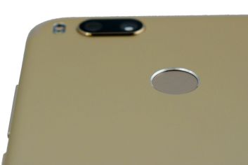 Czytnik linii papilarnych w Xiaomi Mi A1 Czytnik linii papilarnych w Xiaomi Mi A1