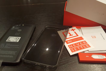 Opakowanie OnePlus 5T
