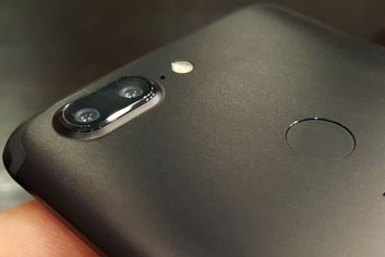 OnePlus 5T