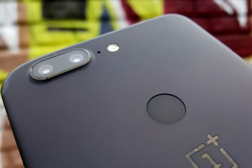 OnePlus 5T