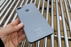 Honor 9 Lite jest eleganckim i dopracowanym smartfonem