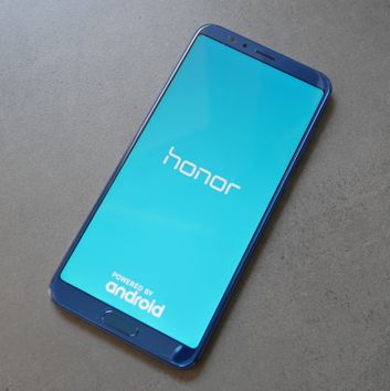Honor View 10 jest atrakcyjnym urządzeniem