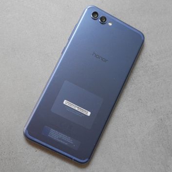 Honor View 10 jest atrakcyjnym urządzeniem