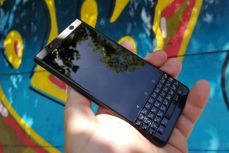 BlackBerry KEYone Limited Edition Black