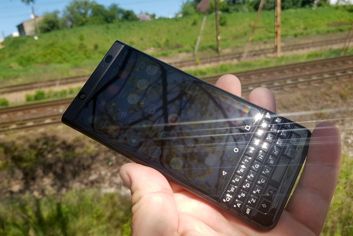 BlackBerry KEYone Limited Edition Black
